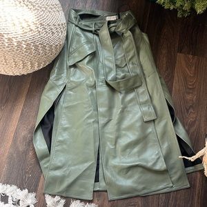 ECO LEATHER SLITS AROUND SKIRT